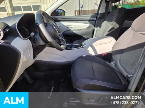 Another view of 2022 Hyundai Tucson SEL for sale in Macon, GA at ALM Hyundai Macon