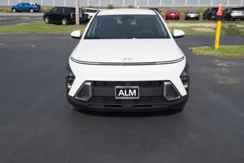 Another view of 2026 Hyundai Kona SE for sale in Macon, GA at ALM Hyundai Macon
