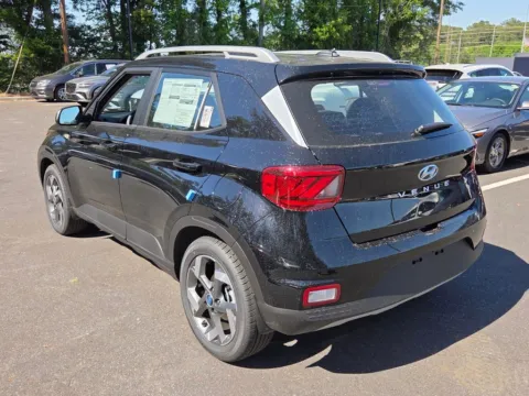 More photos of 2026 Hyundai Venue SEL at ALM Hyundai Macon, GA