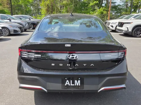 More photos of 2026 Hyundai Sonata SE at ALM Hyundai Macon, GA