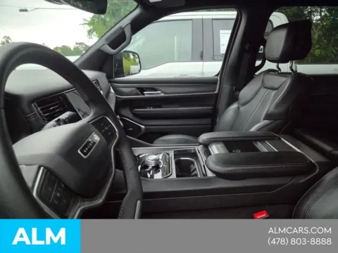 More photos of 2023 Jeep Wagoneer L Series II at ALM Hyundai Macon, GA