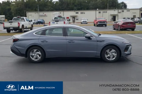 More photos of 2026 Hyundai Sonata SE at ALM Hyundai Macon, GA