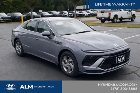 More photos of 2026 Hyundai Sonata SE at ALM Hyundai Macon, GA