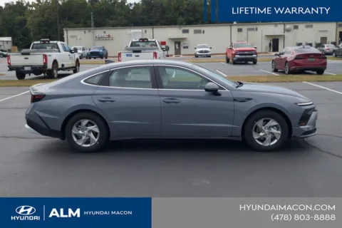 More photos of 2026 Hyundai Sonata SE at ALM Hyundai Macon, GA