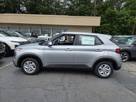 Another view of 2026 Hyundai Venue SE for sale in Macon, GA at ALM Hyundai Macon