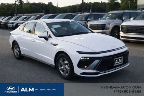 More photos of 2026 Hyundai Sonata SE at ALM Hyundai Macon, GA