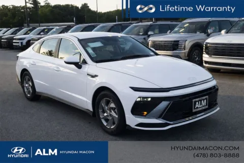More photos of 2026 Hyundai Sonata SE at ALM Hyundai Macon, GA