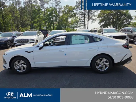 Another view of 2026 Hyundai Sonata SE for sale in Macon, GA at ALM Hyundai Macon