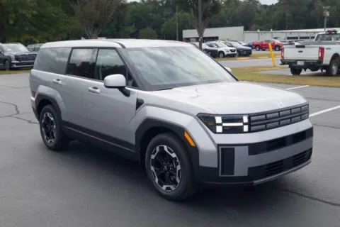 More photos of 2026 Hyundai Santa Fe SE at ALM Hyundai Macon, GA
