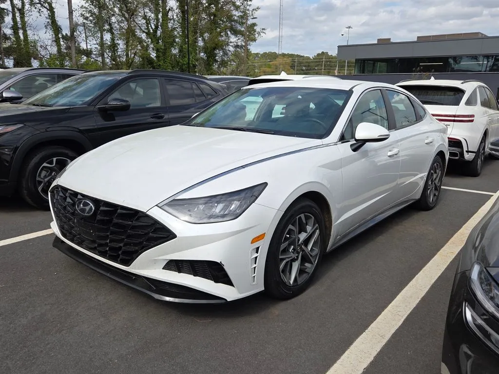 White 2022 Hyundai Sonata SEL for sale in Macon, GA