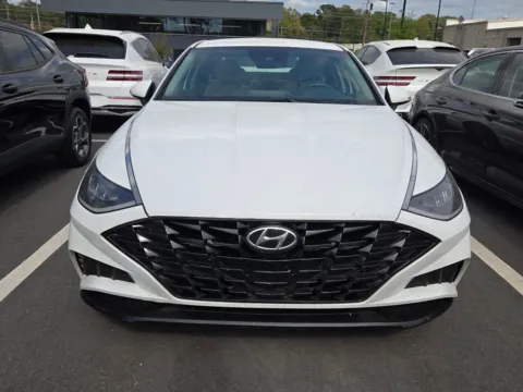 Photos of 2022 Hyundai Sonata SEL for sale in Macon, GA at ALM Hyundai Macon
