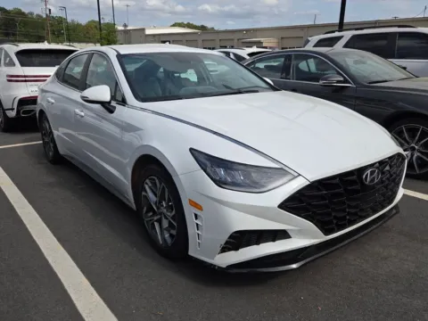 Another view of 2022 Hyundai Sonata SEL for sale in Macon, GA at ALM Hyundai Macon