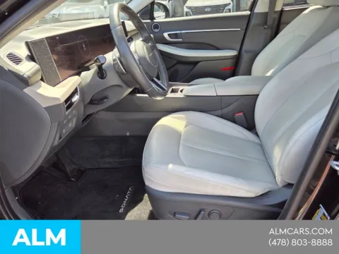 More photos of 2025 Hyundai Sonata Hybrid Limited at ALM Hyundai Macon, GA