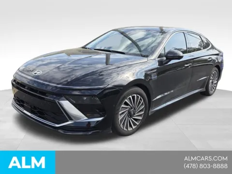 Black 2025 Hyundai Sonata Hybrid Limited for sale in Macon, GA