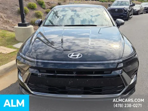 Photos of 2025 Hyundai Sonata Hybrid Limited for sale in Macon, GA at ALM Hyundai Macon