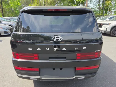 More photos of 2026 Hyundai Santa Fe Hybrid SE at ALM Hyundai Macon, GA