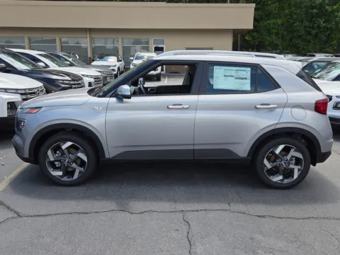 Another view of 2026 Hyundai Venue SEL for sale in Macon, GA at ALM Hyundai Macon