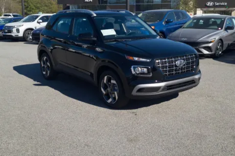 More photos of 2026 Hyundai Venue SEL at ALM Hyundai Macon, GA