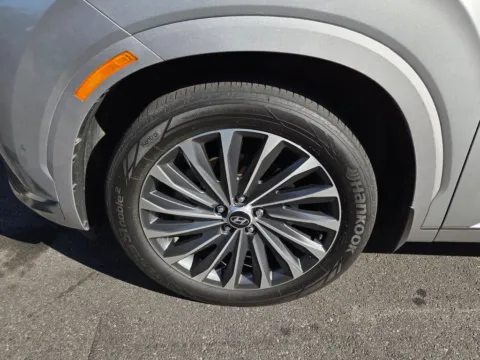 Another view of 2023 Hyundai Palisade Calligraphy for sale in Macon, GA at ALM Hyundai Macon