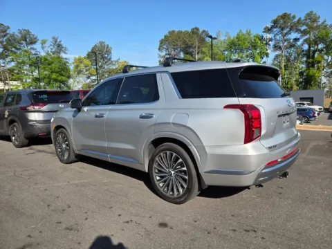 More photos of 2023 Hyundai Palisade Calligraphy at ALM Hyundai Macon, GA