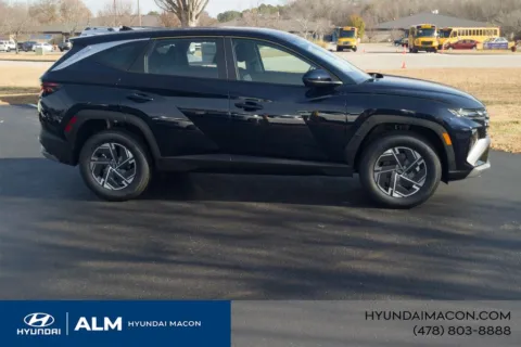More photos of 2026 Hyundai Tucson Hybrid Blue SE at ALM Hyundai Macon, GA