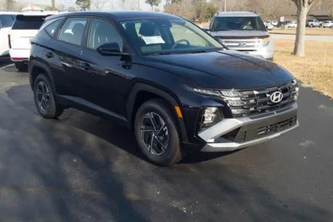 More photos of 2026 Hyundai Tucson Hybrid Blue SE at ALM Hyundai Macon, GA