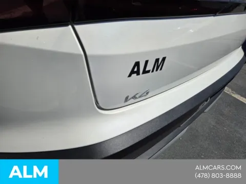 More photos of 2025 Kia K4 LXS at ALM Hyundai Macon, GA