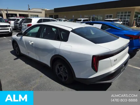 More photos of 2025 Kia K4 LXS at ALM Hyundai Macon, GA