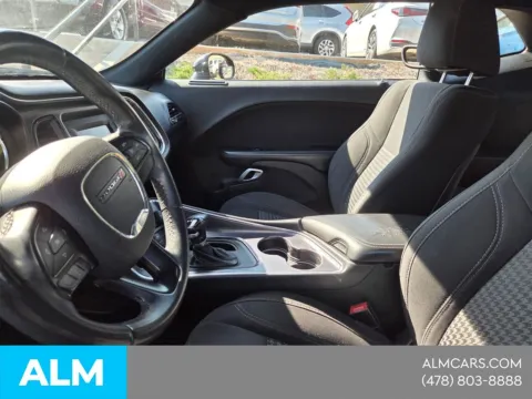 More photos of 2015 Dodge Challenger SXT at ALM Hyundai Macon, GA