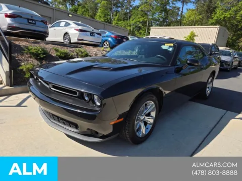 Black 2015 Dodge Challenger SXT for sale in Macon, GA