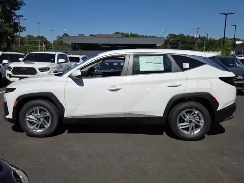 Another view of 2026 Hyundai Tucson SE for sale in Macon, GA at ALM Hyundai Macon