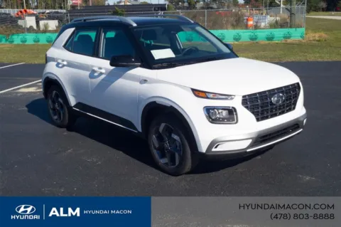 More photos of 2026 Hyundai Venue SEL at ALM Hyundai Macon, GA