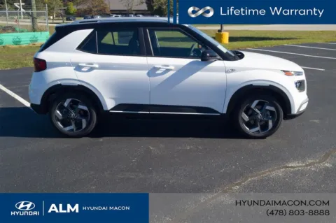 More photos of 2026 Hyundai Venue SEL at ALM Hyundai Macon, GA
