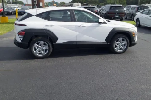 More photos of 2026 Hyundai Kona SE at ALM Hyundai Macon, GA