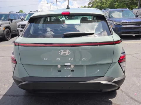 More photos of 2026 Hyundai Kona SE at ALM Hyundai Macon, GA