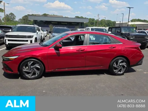 Another view of 2024 Hyundai Elantra SEL for sale in Macon, GA at ALM Hyundai Macon