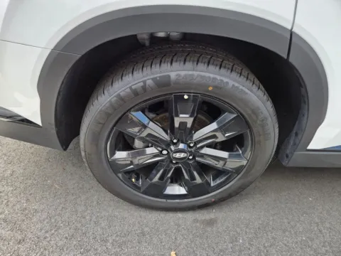 More photos of 2025 Hyundai Palisade XRT at ALM Hyundai Macon, GA