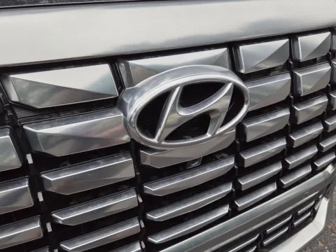 More photos of 2025 Hyundai Palisade Calligraphy at ALM Hyundai Macon, GA