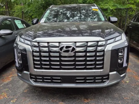 Another view of 2025 Hyundai Palisade Calligraphy for sale in Macon, GA at ALM Hyundai Macon