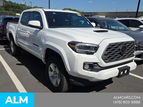 More photos of 2021 Toyota Tacoma TRD Sport at ALM Hyundai Macon, GA