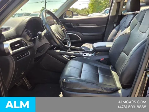 More photos of 2021 Kia Telluride SX at ALM Hyundai Macon, GA