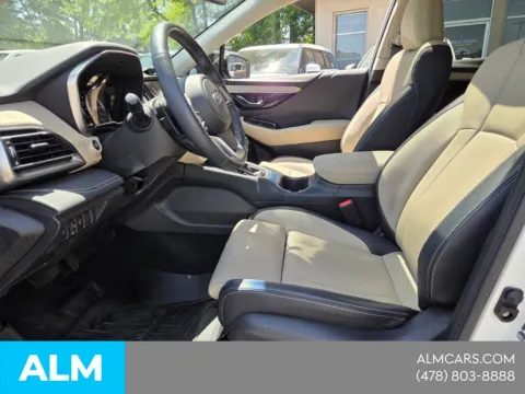 More photos of 2022 Subaru Outback Limited at ALM Hyundai Macon, GA