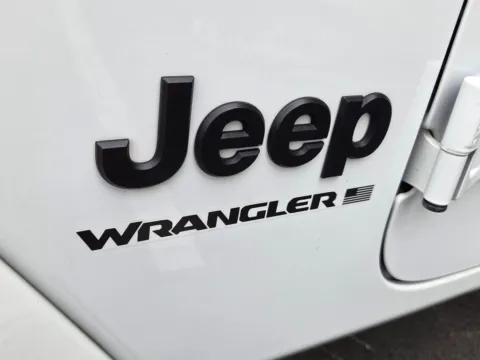 Another view of 2025 Jeep Wrangler Sahara for sale in Macon, GA at ALM Hyundai Macon