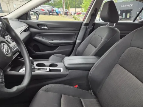 Another view of 2025 Nissan Altima 2.5 SV for sale in Macon, GA at ALM Hyundai Macon
