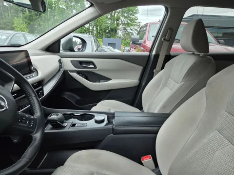 Another view of 2025 Nissan Rogue SV for sale in Macon, GA at ALM Hyundai Macon