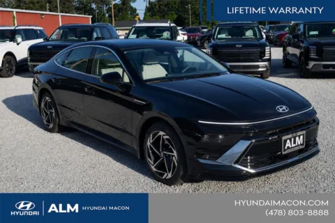 More photos of 2026 Hyundai Sonata SEL Sport at ALM Hyundai Macon, GA