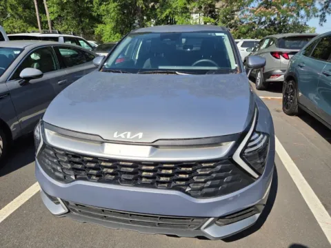 More photos of 2025 Kia Sportage LX at ALM Hyundai Macon, GA