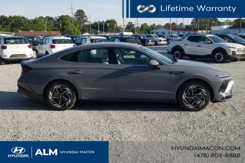 More photos of 2026 Hyundai Sonata SEL Sport at ALM Hyundai Macon, GA