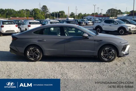 More photos of 2026 Hyundai Sonata SEL Sport at ALM Hyundai Macon, GA