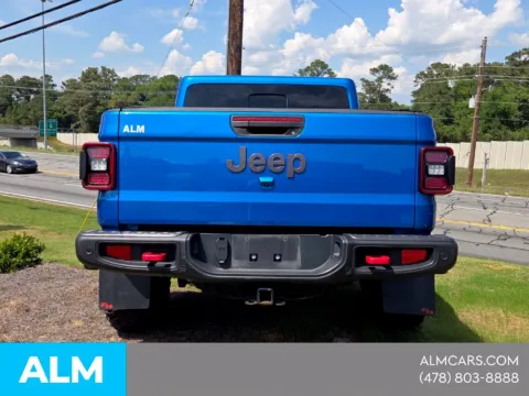 More photos of 2021 Jeep Gladiator Rubicon at ALM Hyundai Macon, GA